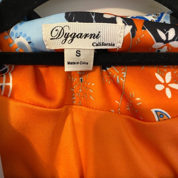 Dygarni Orange Floral Jacket with Hoodie - Picture 5 of 6